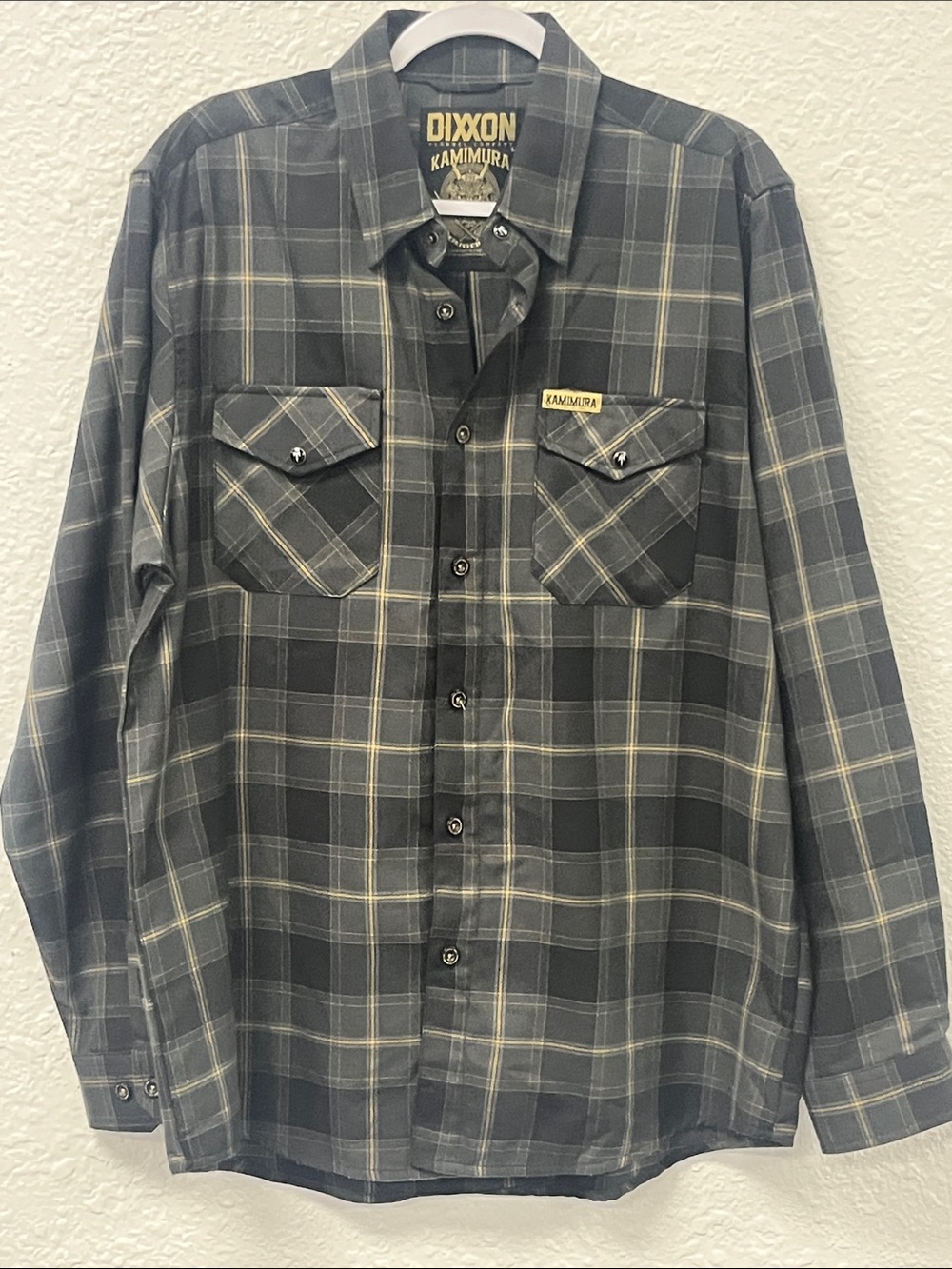 Dixxon “The Kamimura”Gray Plaid Button-Up Flannel Shirt
#1089